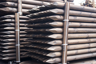 Coniferous Wood Pole Dark-Brown - ø 10 CM