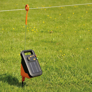 S16 solar electric fence energizer - incl. battery (6 V - 4 Ah) - Lands End B.V.