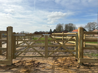 English Gate Pine Complete set - Double gate